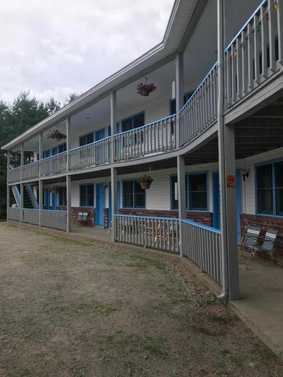 Four Seasons Motor Inn Twin Mountain Eksteriør bilde