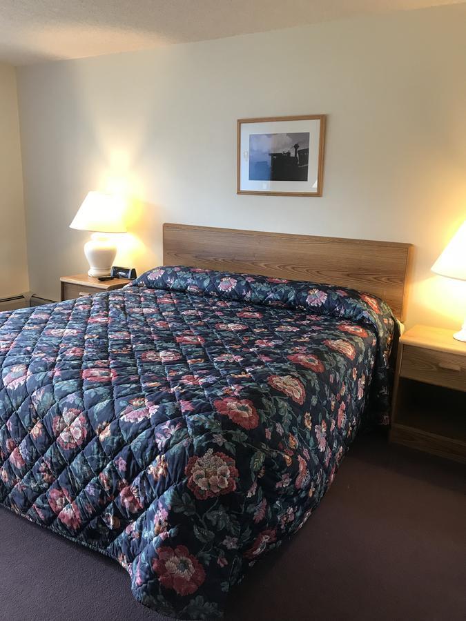 Four Seasons Motor Inn Twin Mountain Eksteriør bilde