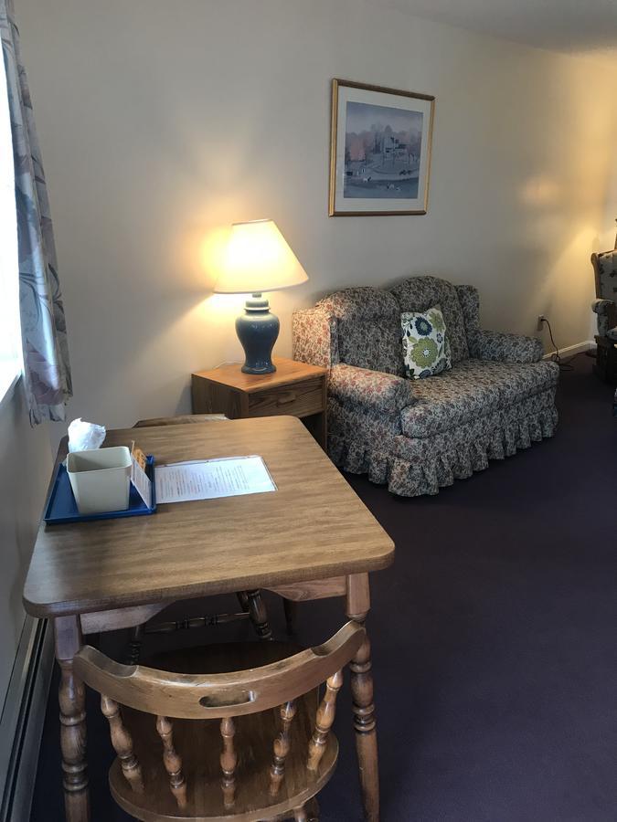 Four Seasons Motor Inn Twin Mountain Eksteriør bilde